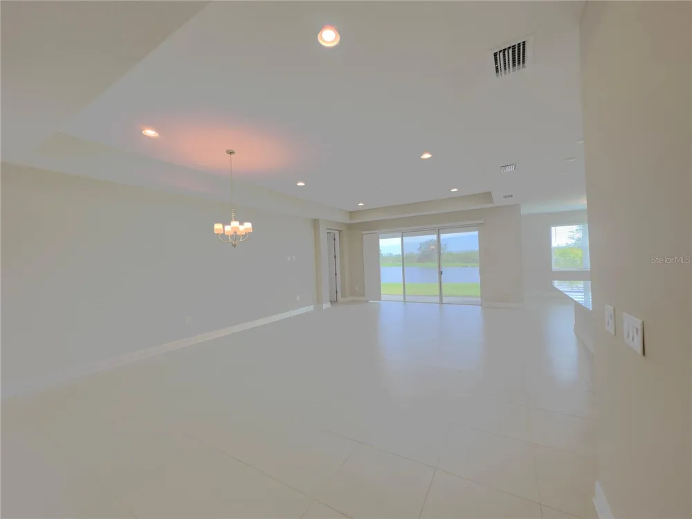 17675 SAVORY MIST CIRCLE Lakewood Ranch, FL 34211
