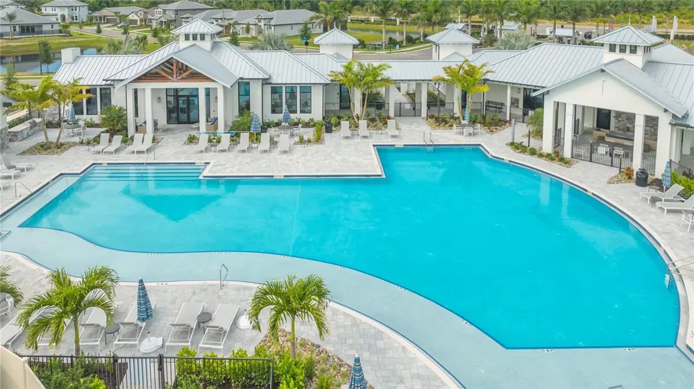 17675 SAVORY MIST CIRCLE Lakewood Ranch, FL 34211