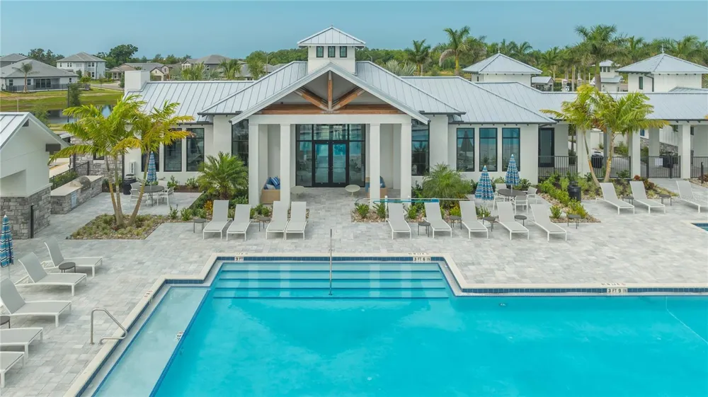 17675 SAVORY MIST CIRCLE Lakewood Ranch, FL 34211
