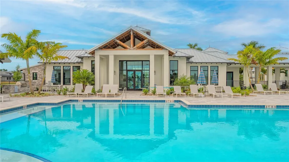 17675 SAVORY MIST CIRCLE Lakewood Ranch, FL 34211