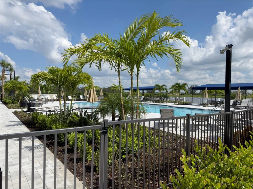17675 SAVORY MIST CIRCLE Lakewood Ranch, FL 34211