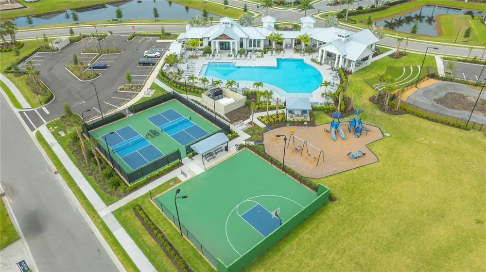 17675 SAVORY MIST CIRCLE Lakewood Ranch, FL 34211