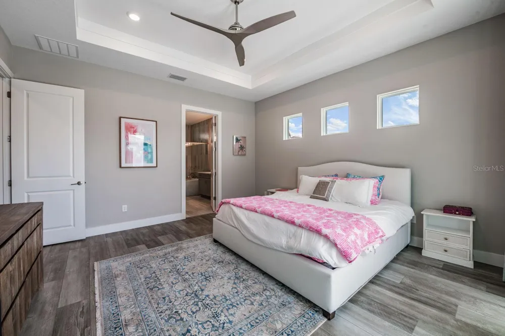 10470 PURPLE THISTLE WAY San Antonio, FL 33576