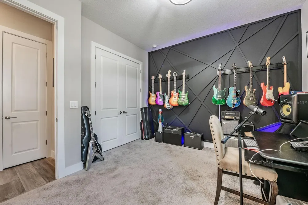 10470 PURPLE THISTLE WAY San Antonio, FL 33576