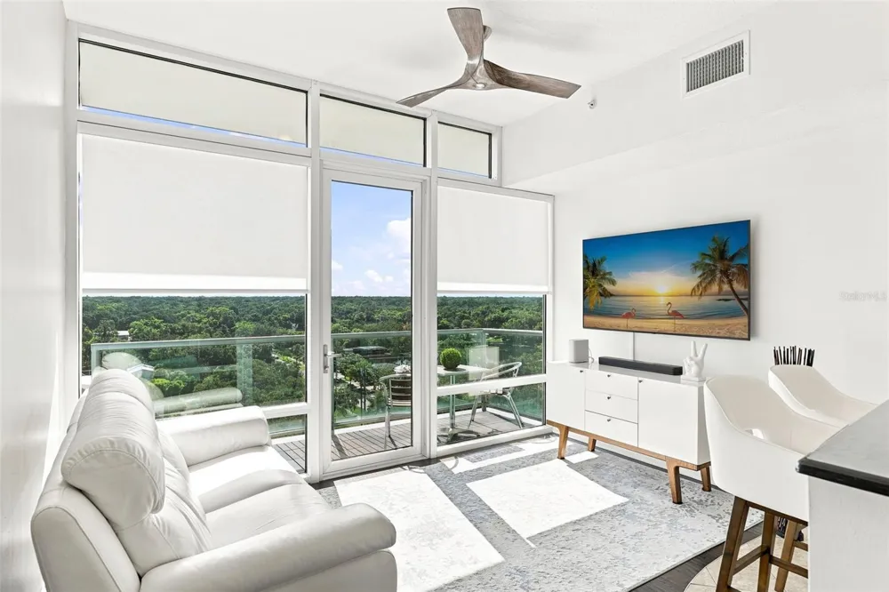 101 S EOLA DRIVE #905 Orlando, FL 32801