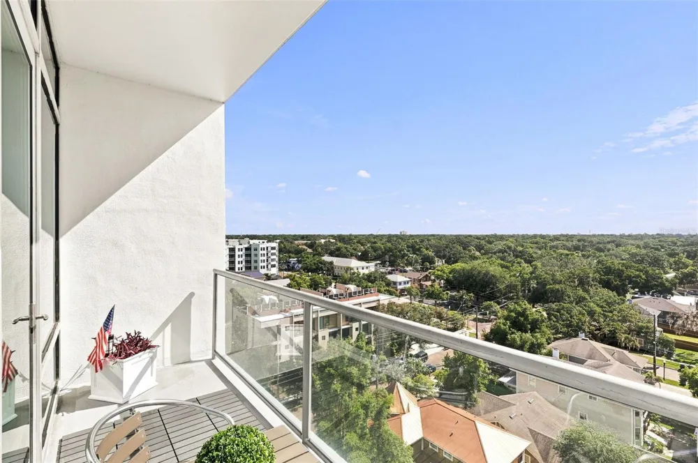 101 S EOLA DRIVE #905 Orlando, FL 32801