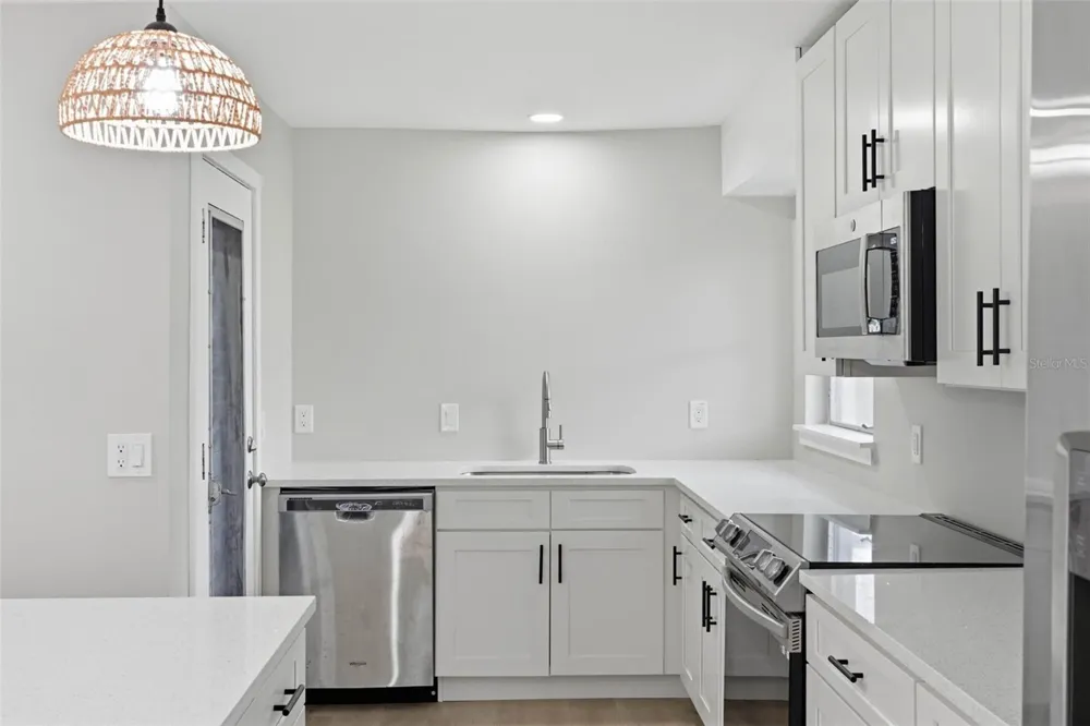 2950 W BAY DRIVE #B1 Belleair Bluffs, FL 33770