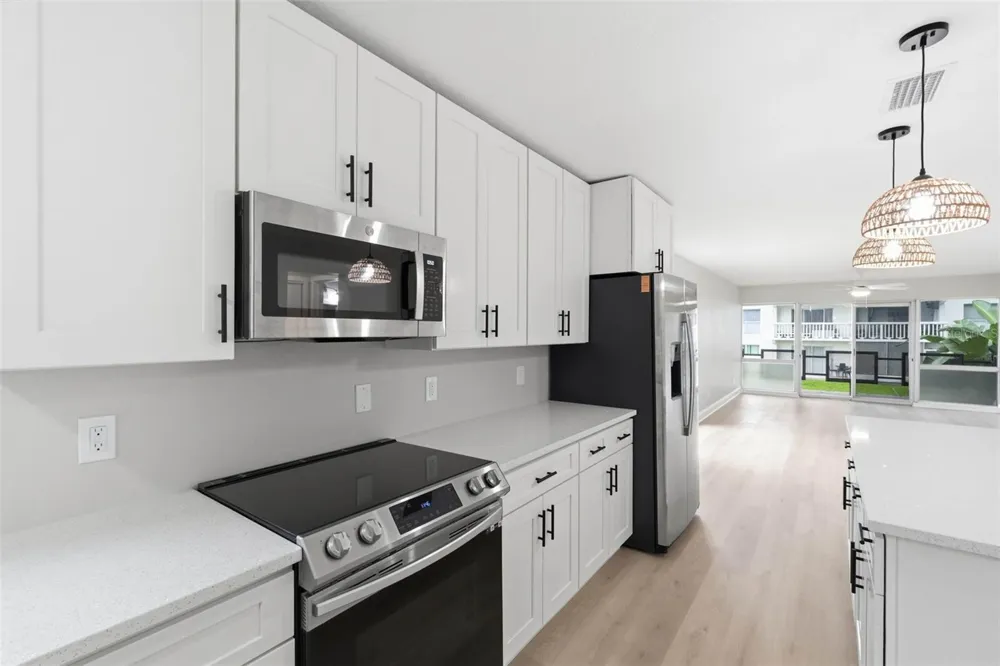 2950 W BAY DRIVE #B1 Belleair Bluffs, FL 33770