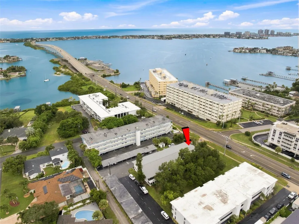 2950 W BAY DRIVE #B1 Belleair Bluffs, FL 33770