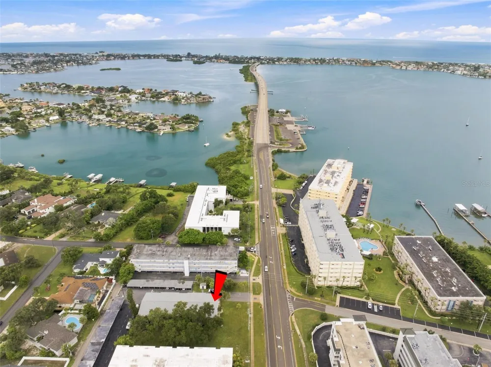 2950 W BAY DRIVE #B1 Belleair Bluffs, FL 33770