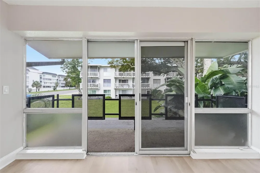 2950 W BAY DRIVE #B1 Belleair Bluffs, FL 33770