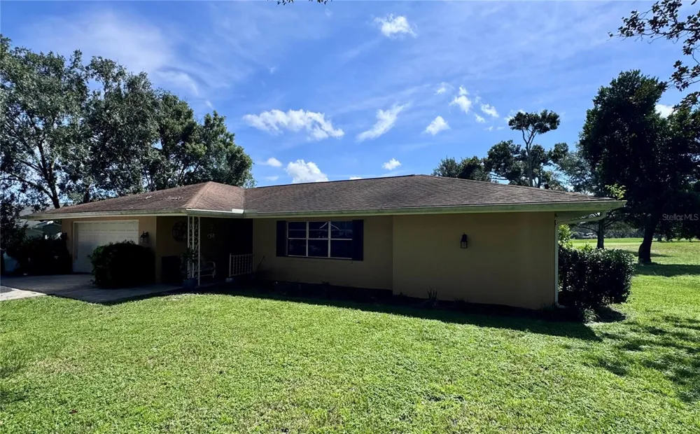 6088 FAIRWAY DRIVE Ridge Manor, FL 33523