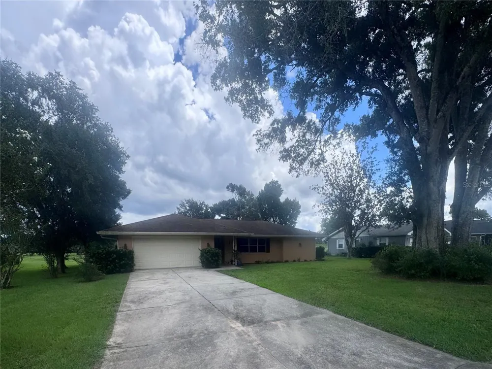 6088 FAIRWAY DRIVE Ridge Manor, FL 33523