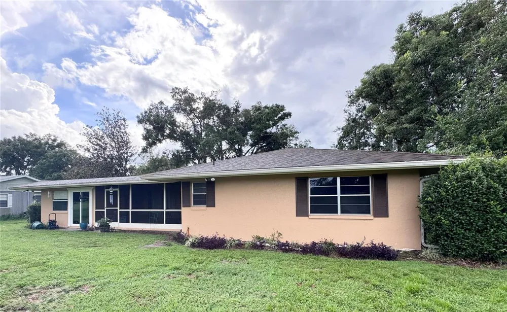 6088 FAIRWAY DRIVE Ridge Manor, FL 33523