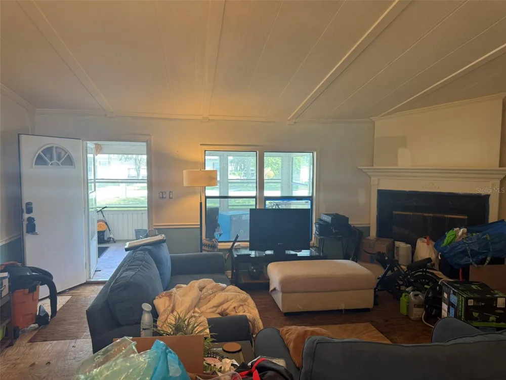 3210 ROY BURT ROAD Lakeland, FL 33810
