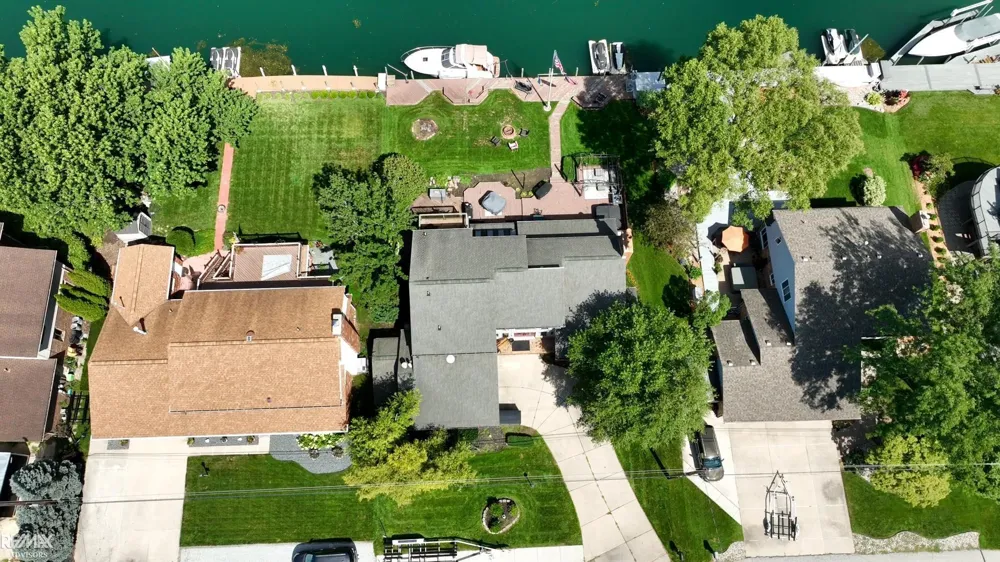 7354 Flamingo Street Clay Township, MI 48001