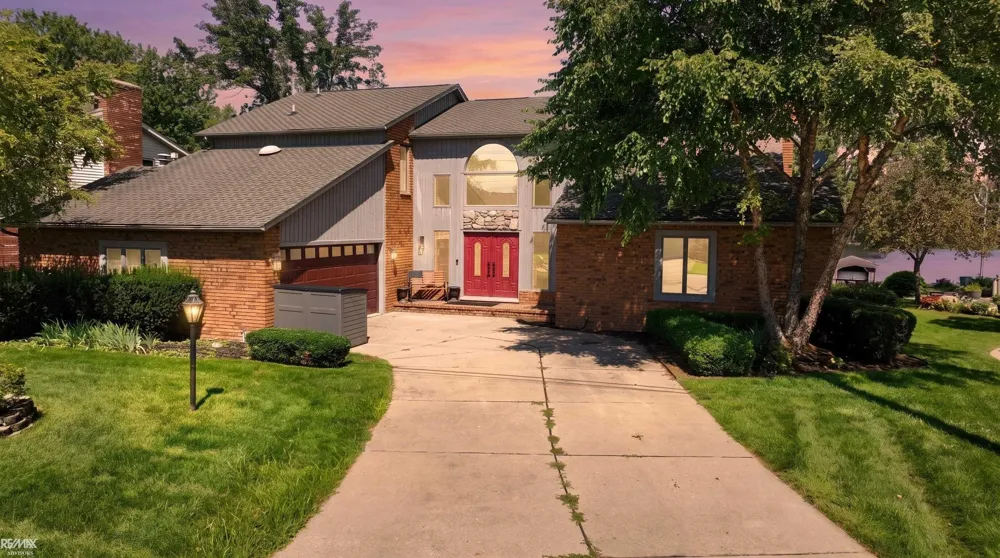 7354 Flamingo Street Clay Township, MI 48001