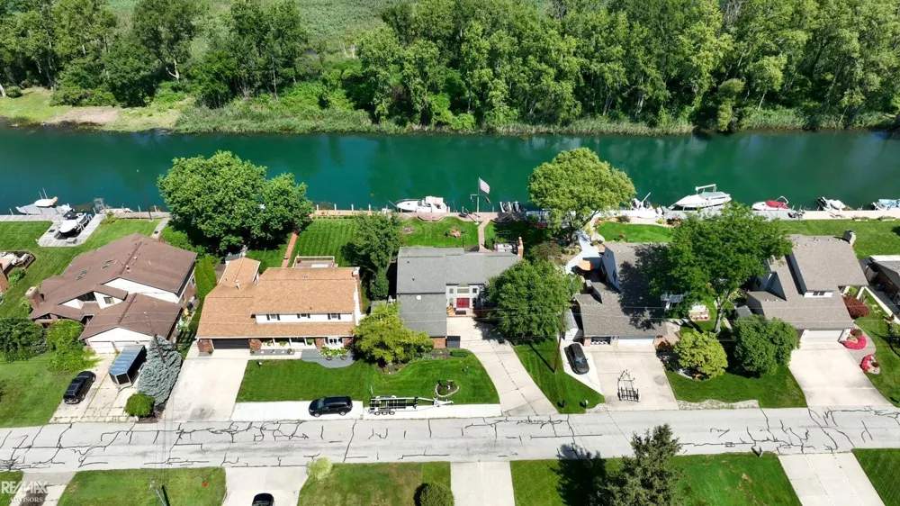 7354 Flamingo Street Clay Township, MI 48001