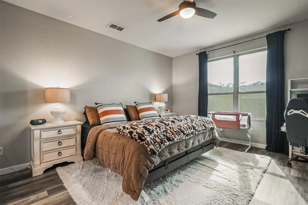 1048 Waverly Drive Van Alstyne, TX 75495