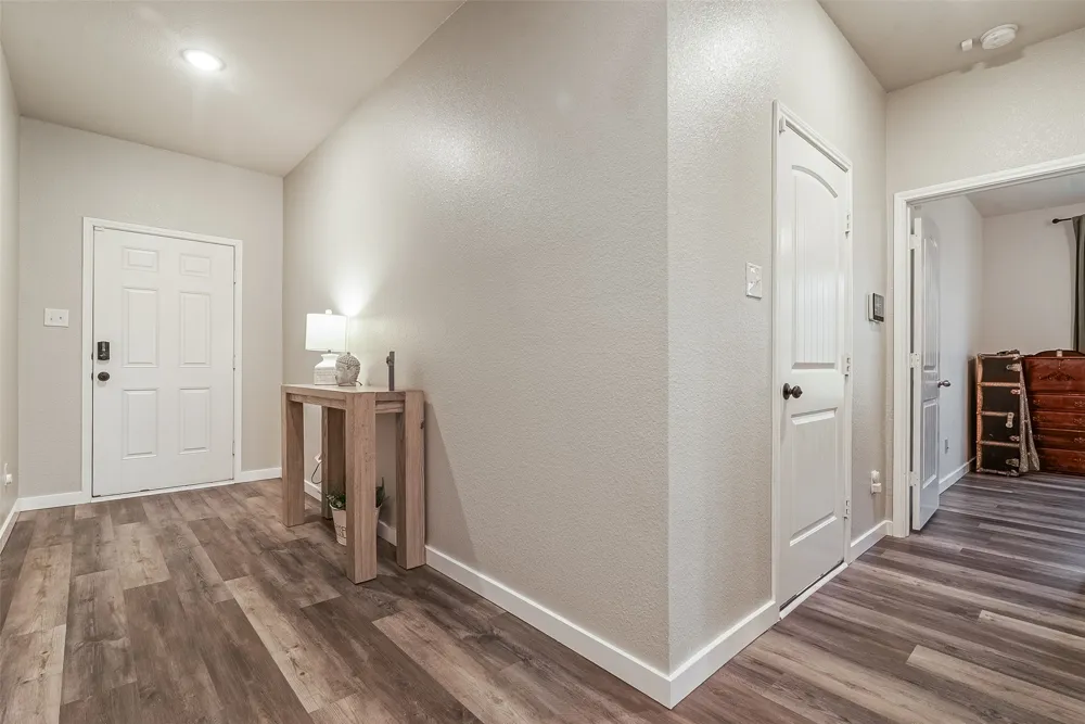 1048 Waverly Drive Van Alstyne, TX 75495