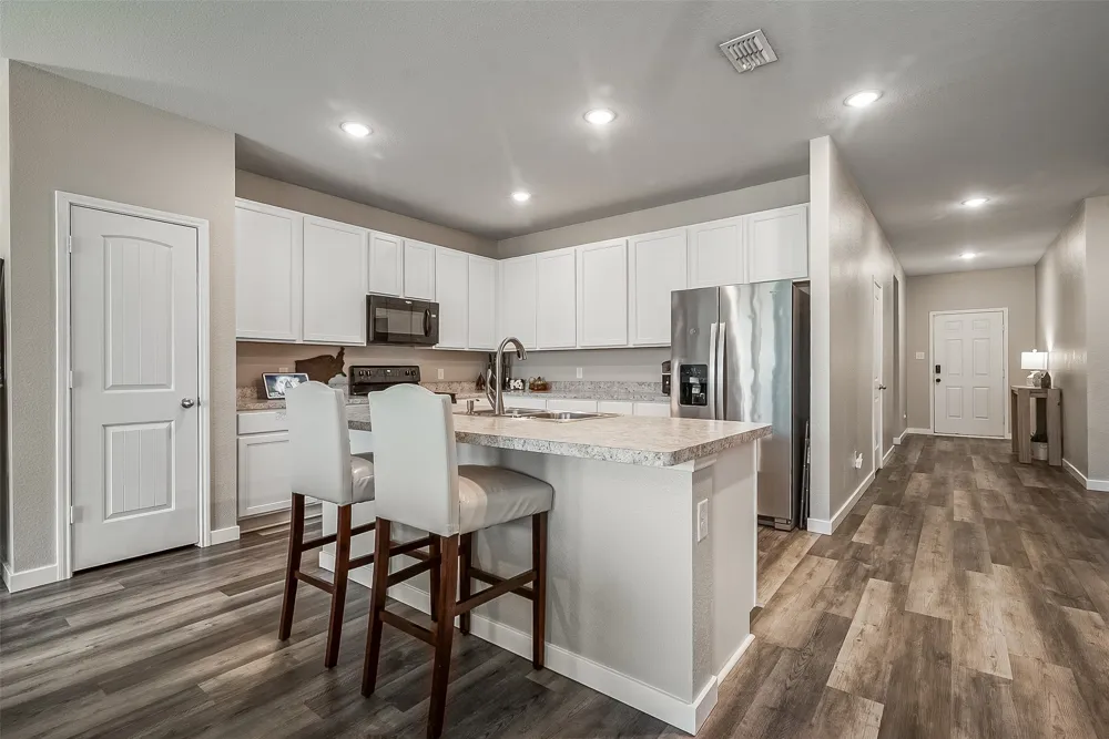 1048 Waverly Drive Van Alstyne, TX 75495