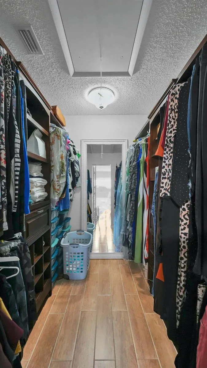 7618 Tahiti Lane #206 Lake Worth, FL 33467