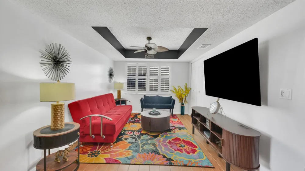 7618 Tahiti Lane #206 Lake Worth, FL 33467