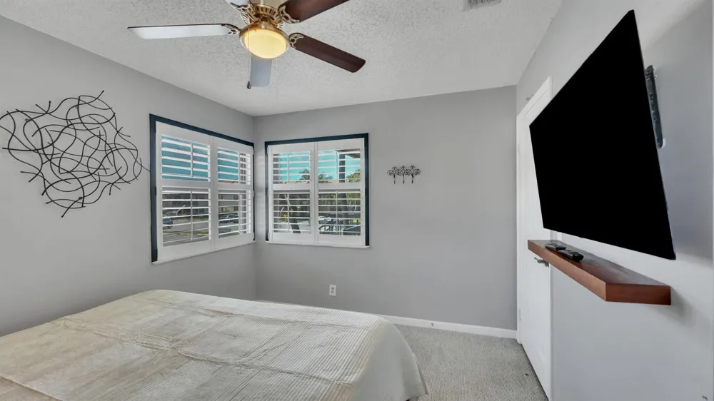 7618 Tahiti Lane #206 Lake Worth, FL 33467