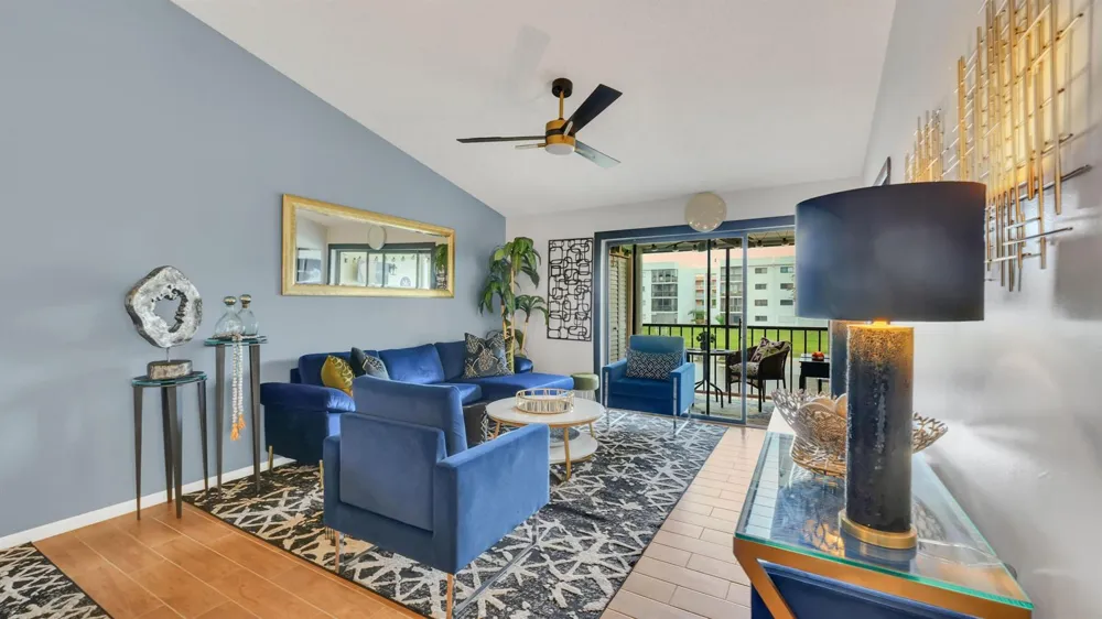 7618 Tahiti Lane #206 Lake Worth, FL 33467