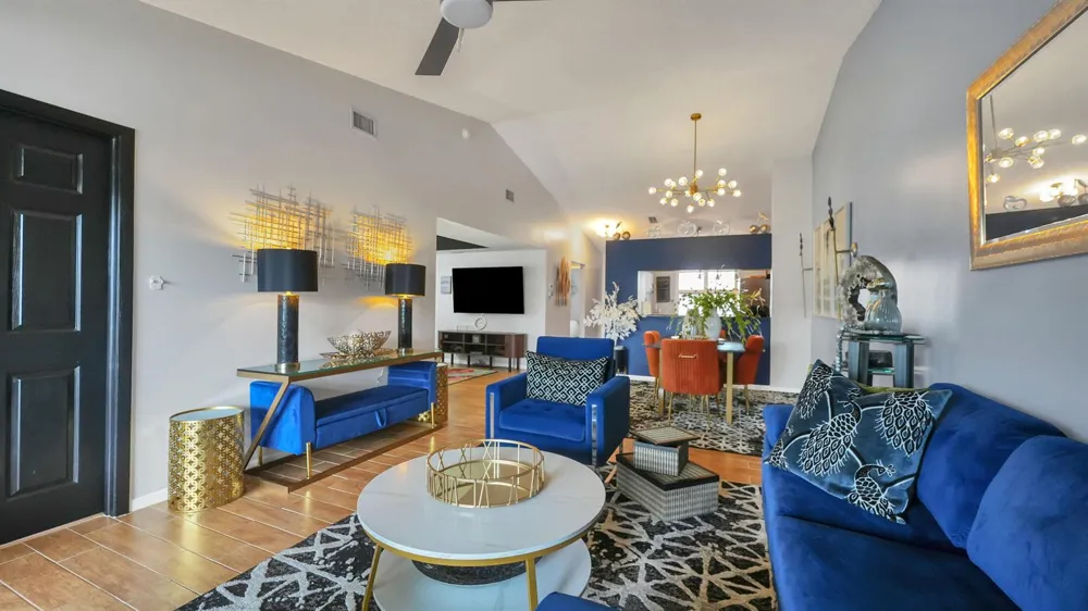 7618 Tahiti Lane #206 Lake Worth, FL 33467