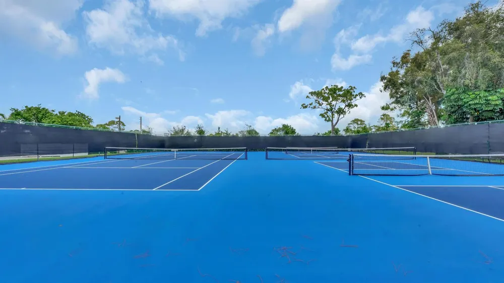 7618 Tahiti Lane #206 Lake Worth, FL 33467