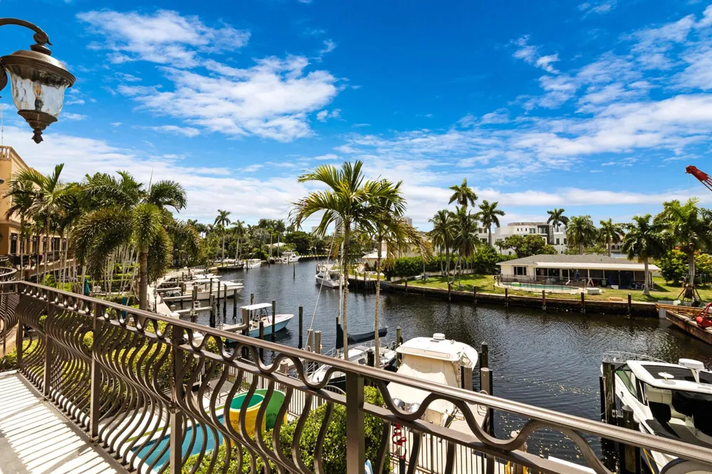 2166 SE 7TH STREET #2166 Pompano Beach, FL 33062