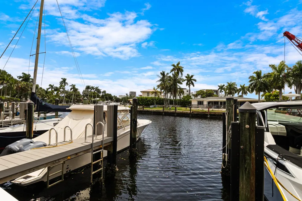 2166 SE 7TH STREET #2166 Pompano Beach, FL 33062