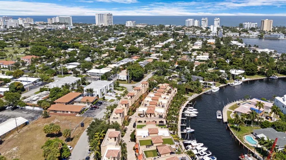 2166 SE 7TH STREET #2166 Pompano Beach, FL 33062