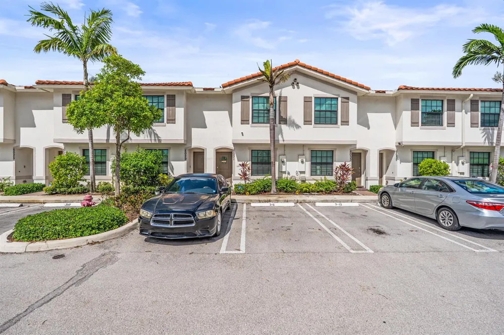 5031 Genove Place Riviera Beach, FL 33410