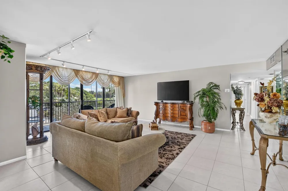 20110 Boca West Drive #228 Boca Raton, FL 33434
