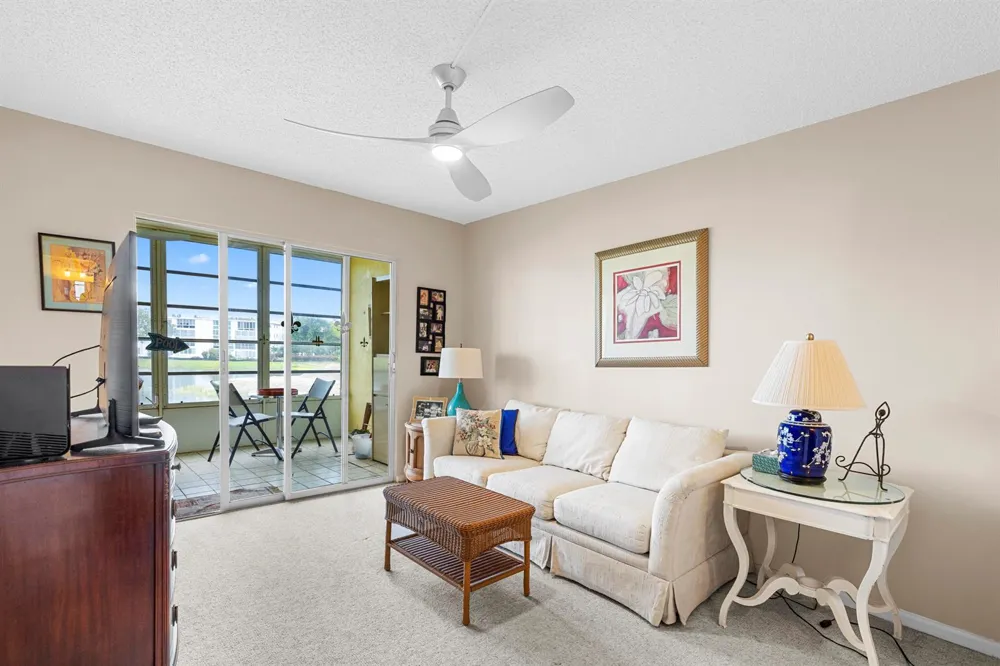 19 Ashby A Deerfield Beach, FL 33442