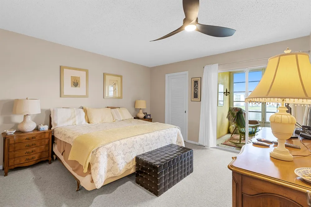 19 Ashby A Deerfield Beach, FL 33442
