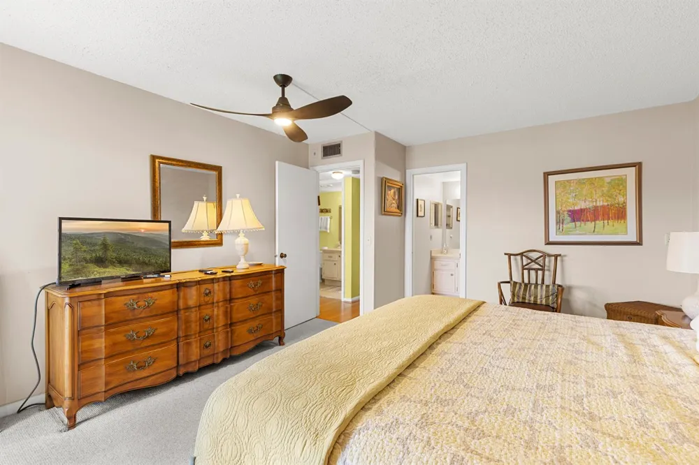 19 Ashby A Deerfield Beach, FL 33442