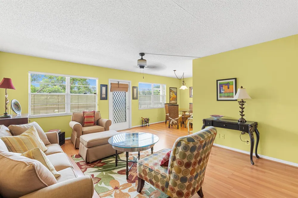 19 Ashby A Deerfield Beach, FL 33442