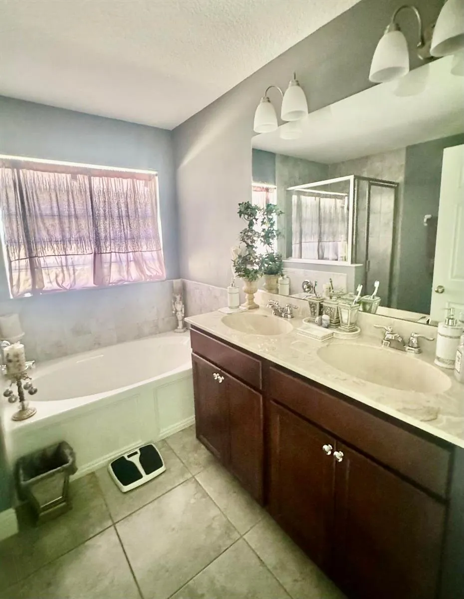 9621 RAINWOOD COURT Fort Pierce, FL 34945