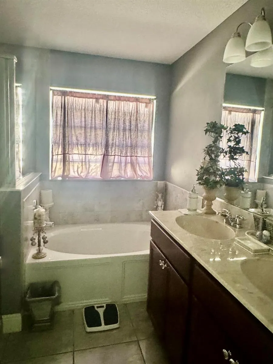 9621 RAINWOOD COURT Fort Pierce, FL 34945
