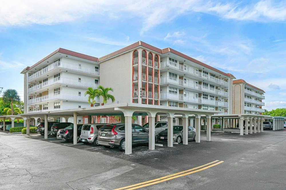 2809 Florida Boulevard #310 Delray Beach, FL 33483