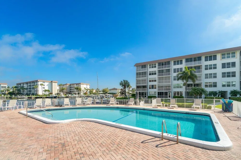2809 Florida Boulevard #310 Delray Beach, FL 33483