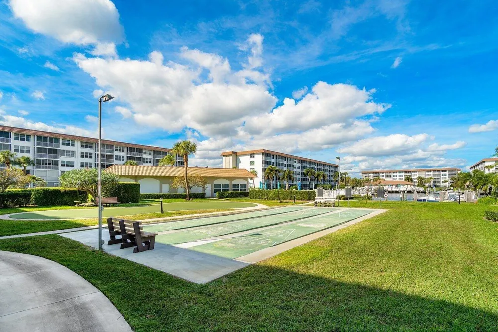 2809 Florida Boulevard #310 Delray Beach, FL 33483