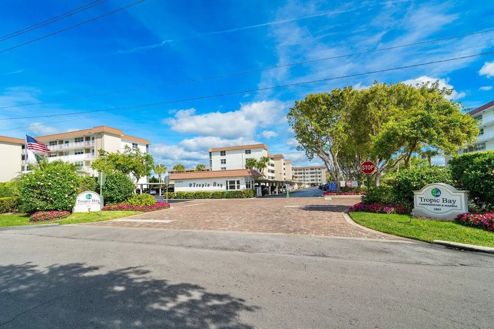 2809 Florida Boulevard #310 Delray Beach, FL 33483