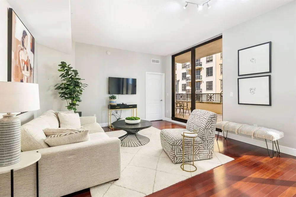 801 S OLIVE AVENUE #1111 West Palm Beach, FL 33401
