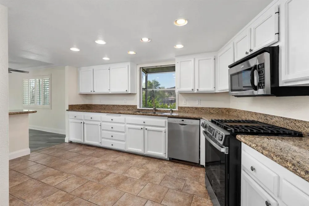 9209 Lakeview Terrace Lakeside, CA 92040