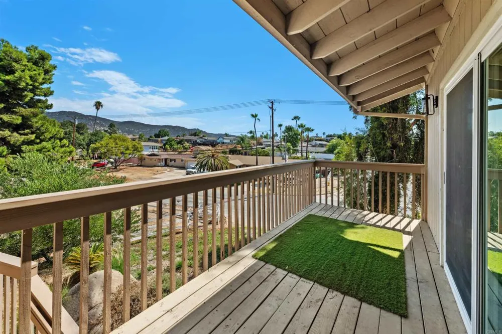 9209 Lakeview Terrace Lakeside, CA 92040