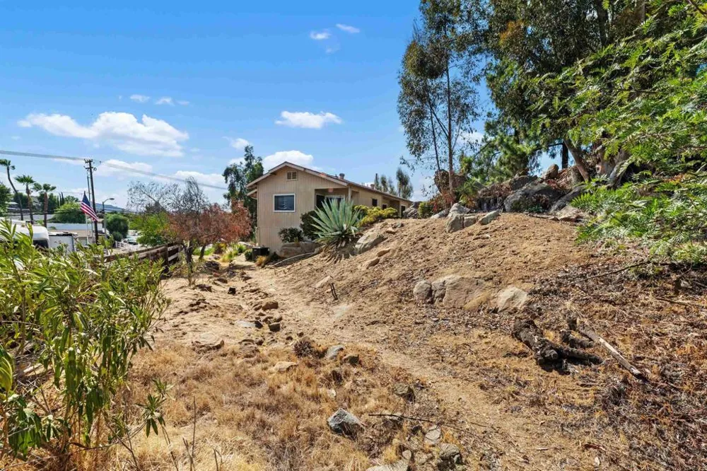 9209 Lakeview Terrace Lakeside, CA 92040
